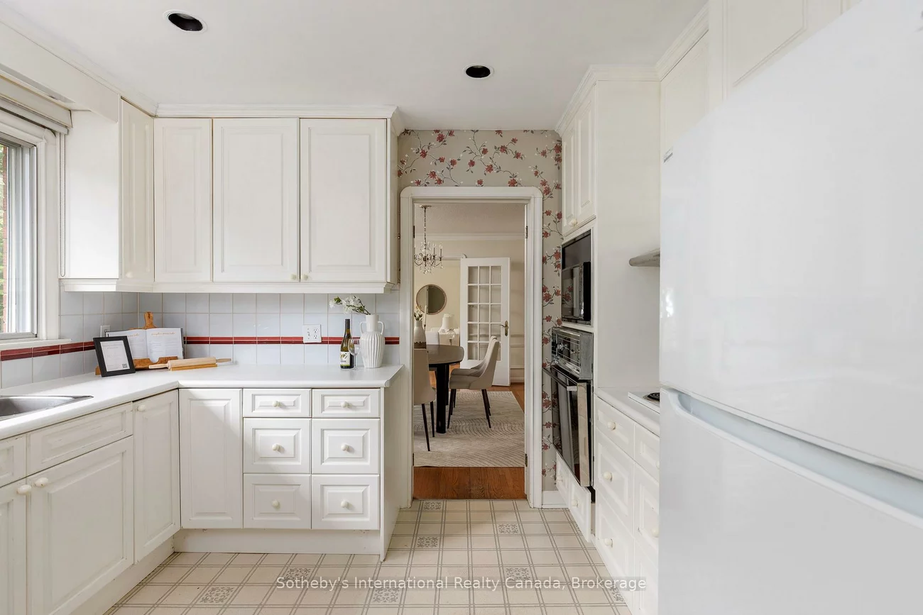 174, Claxton, 1011 - MO Morrison, Oakville