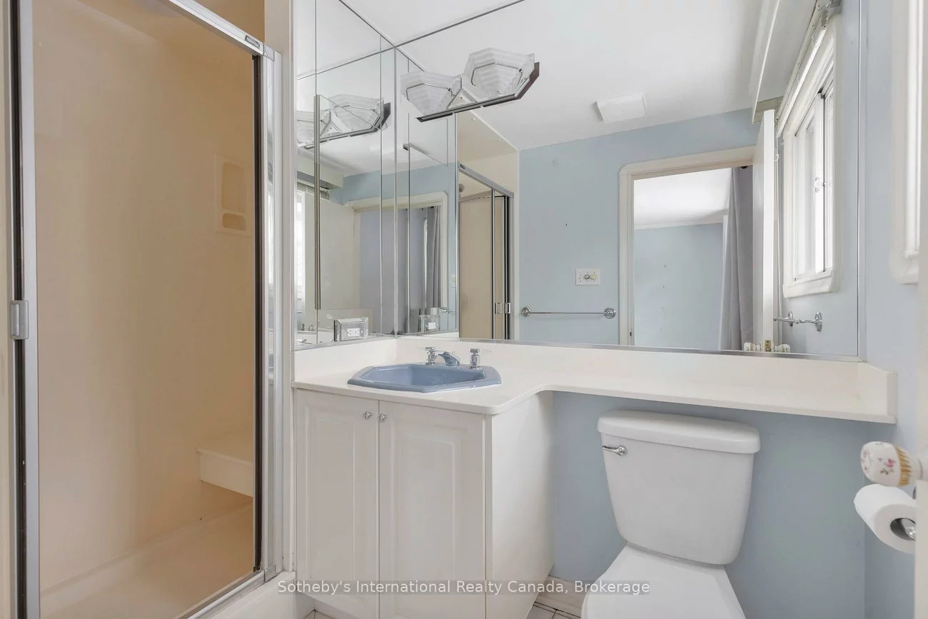 174, Claxton, 1011 - MO Morrison, Oakville
