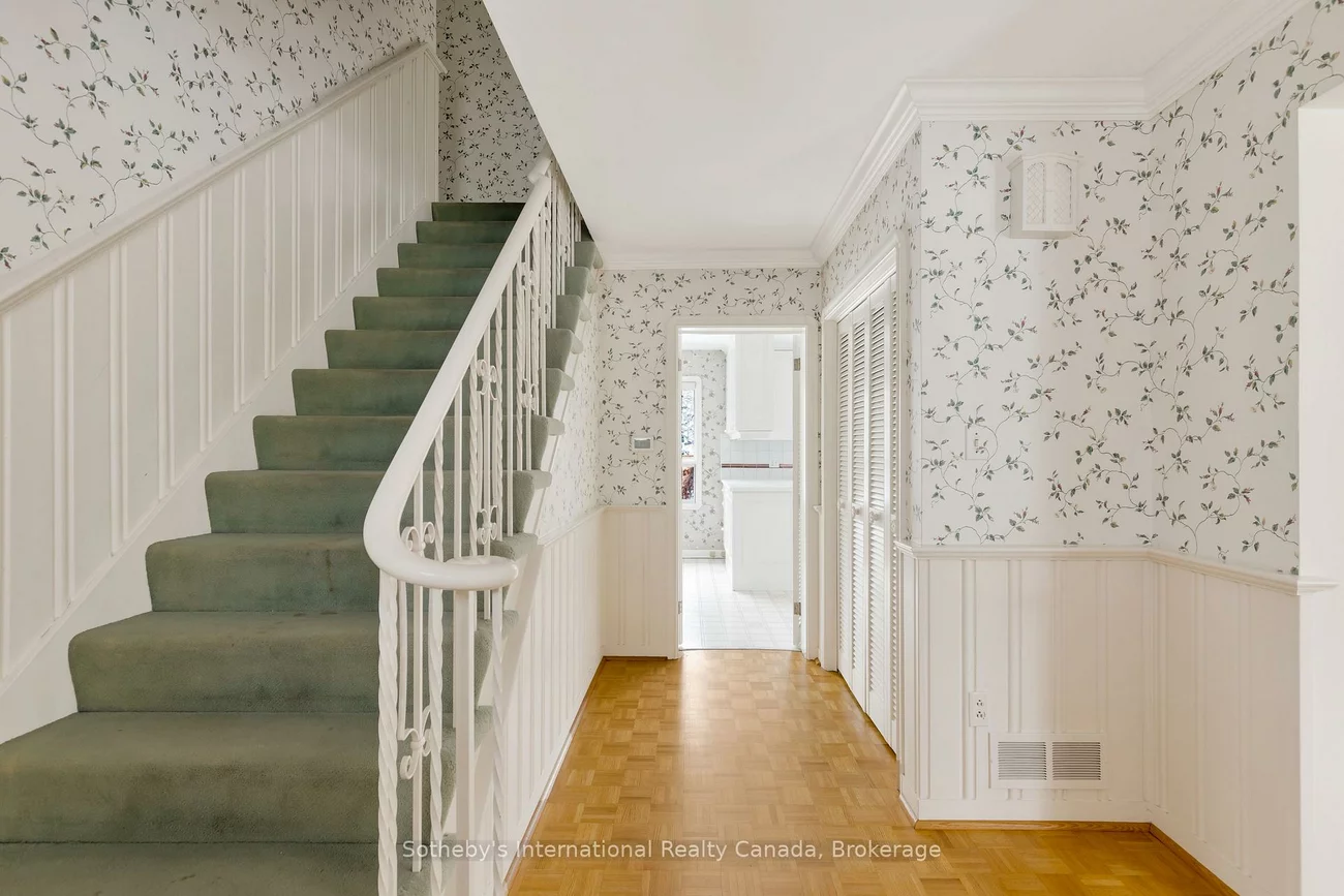 174, Claxton, 1011 - MO Morrison, Oakville