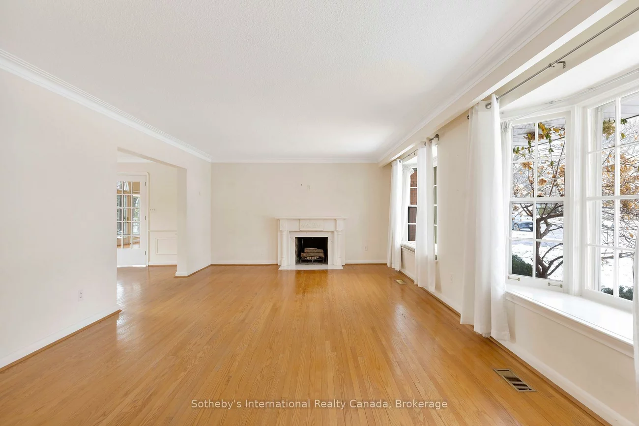 174, Claxton, 1011 - MO Morrison, Oakville