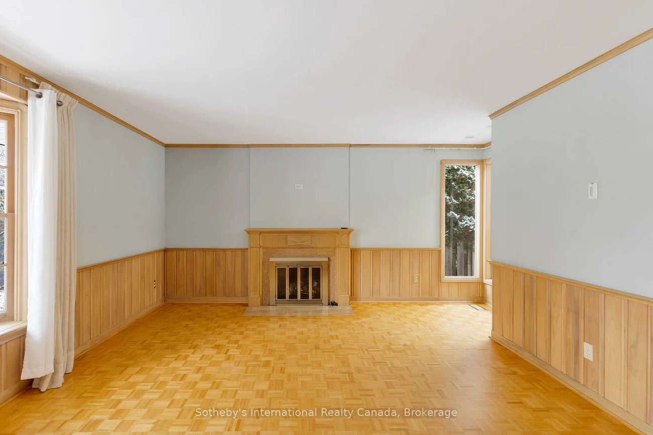 174, Claxton, 1011 - MO Morrison, Oakville