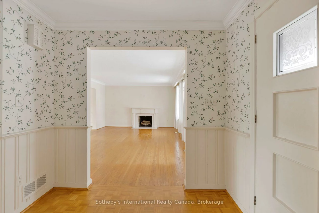 174, Claxton, 1011 - MO Morrison, Oakville