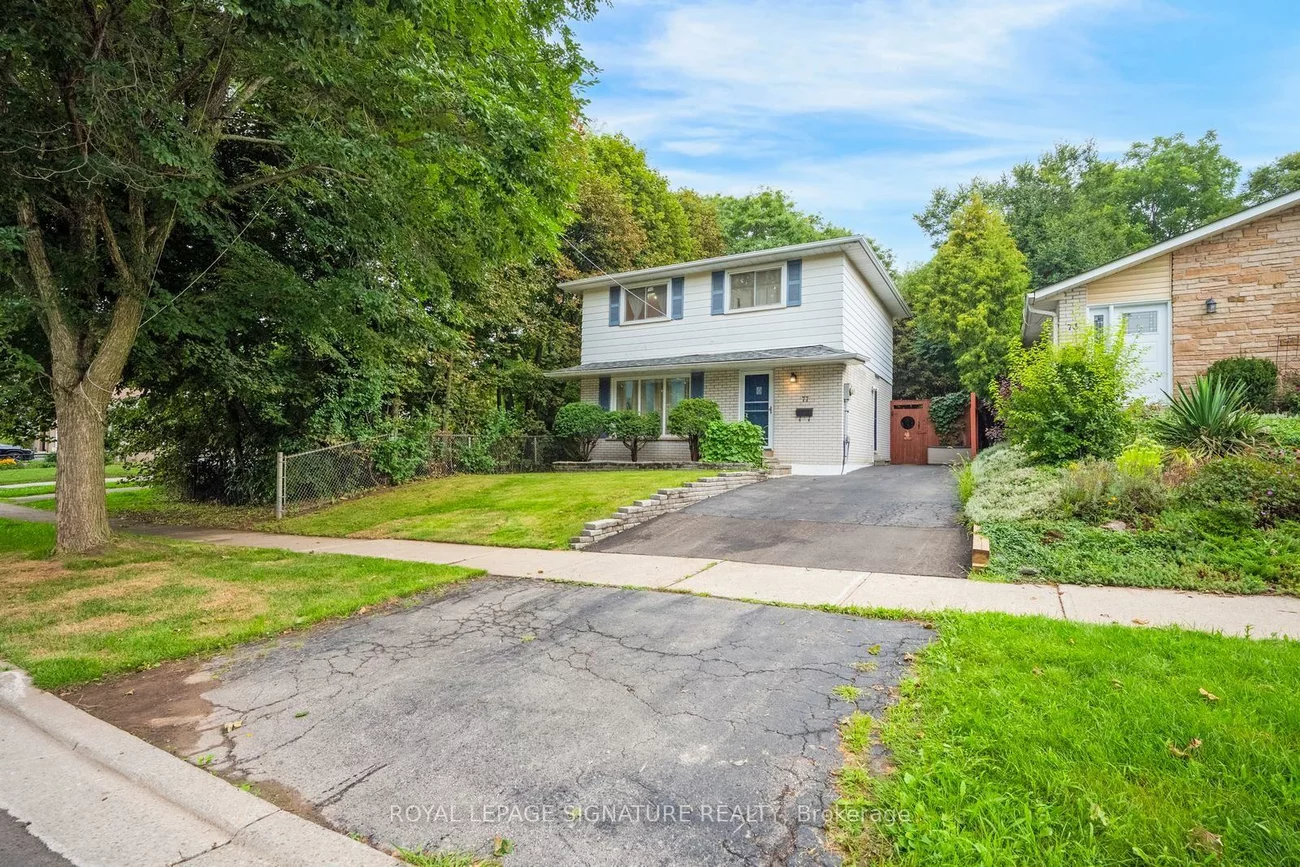 77, McCraney, 1003 - CP College Park, Oakville