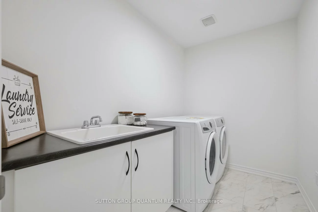 3040, Robert Lamb, 1010 - JM Joshua Meadows, Oakville