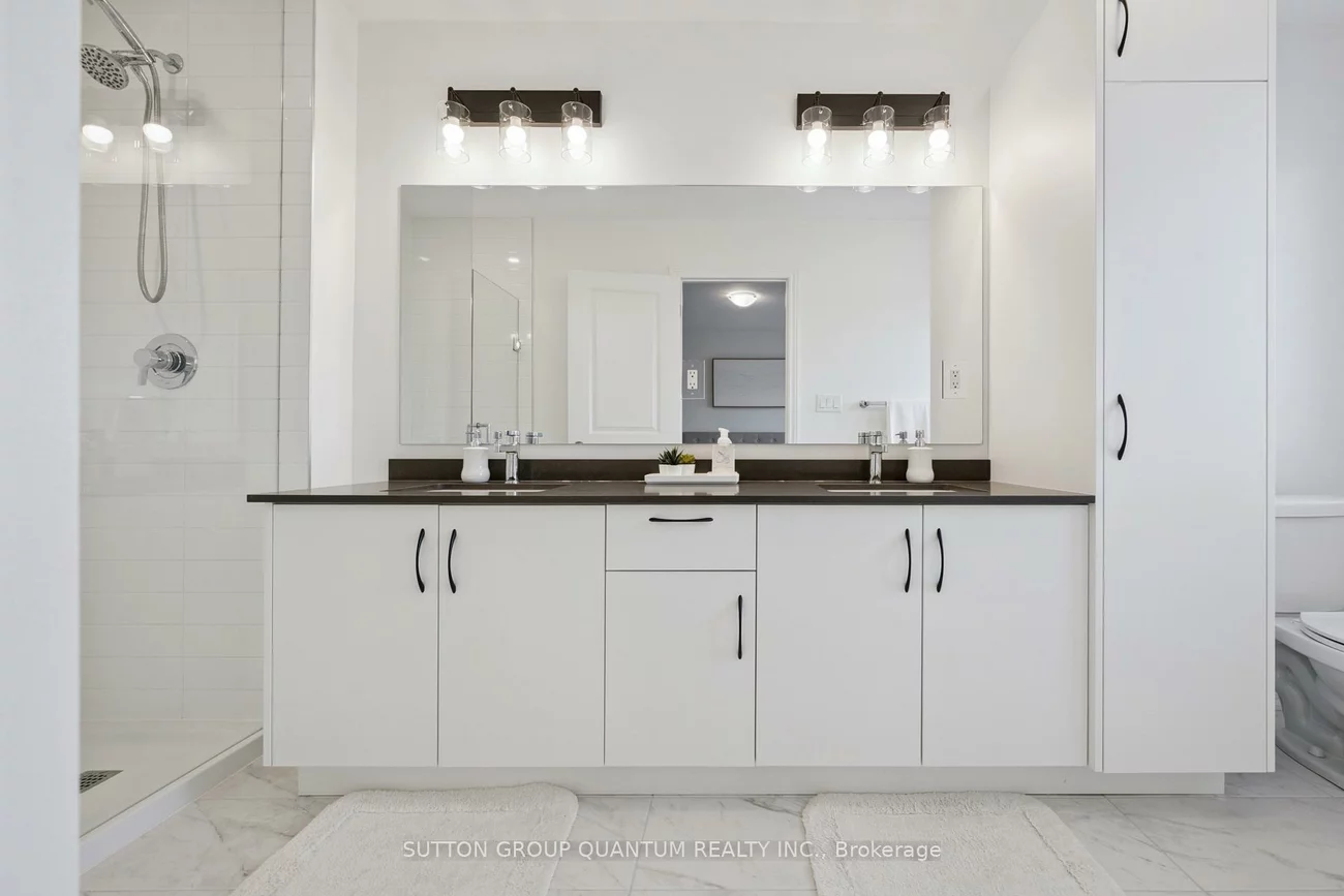 3040, Robert Lamb, 1010 - JM Joshua Meadows, Oakville