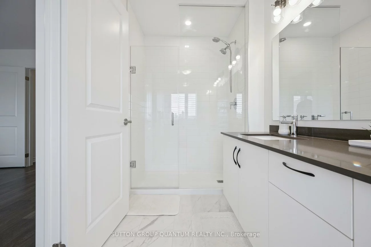 3040, Robert Lamb, 1010 - JM Joshua Meadows, Oakville
