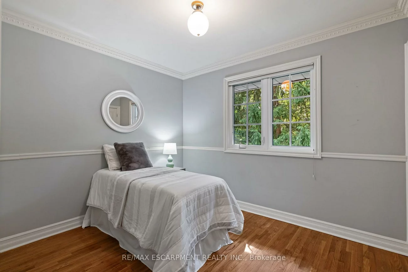 401, Cairncroft, 1011 - MO Morrison, Oakville