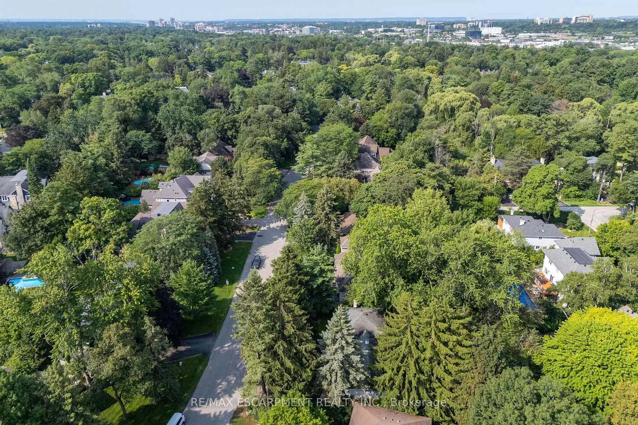 401, Cairncroft, 1011 - MO Morrison, Oakville