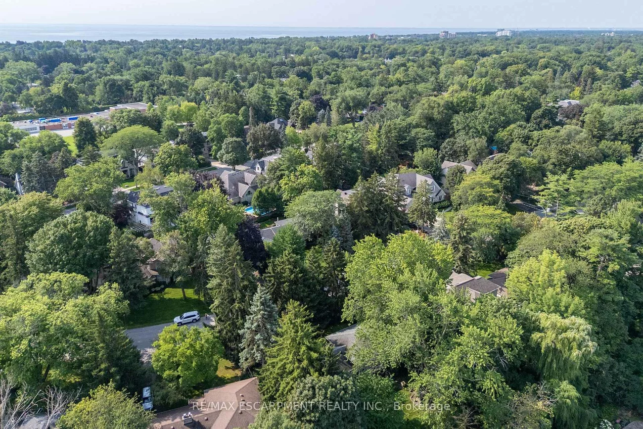 401, Cairncroft, 1011 - MO Morrison, Oakville