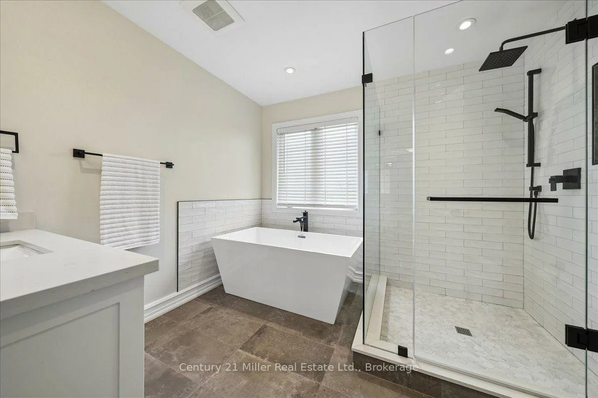 2350, Valleyridge, 1000 - BC Bronte Creek, Oakville