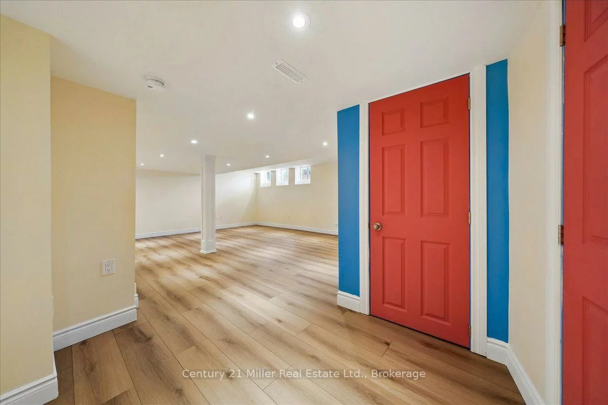 2350, Valleyridge, 1000 - BC Bronte Creek, Oakville