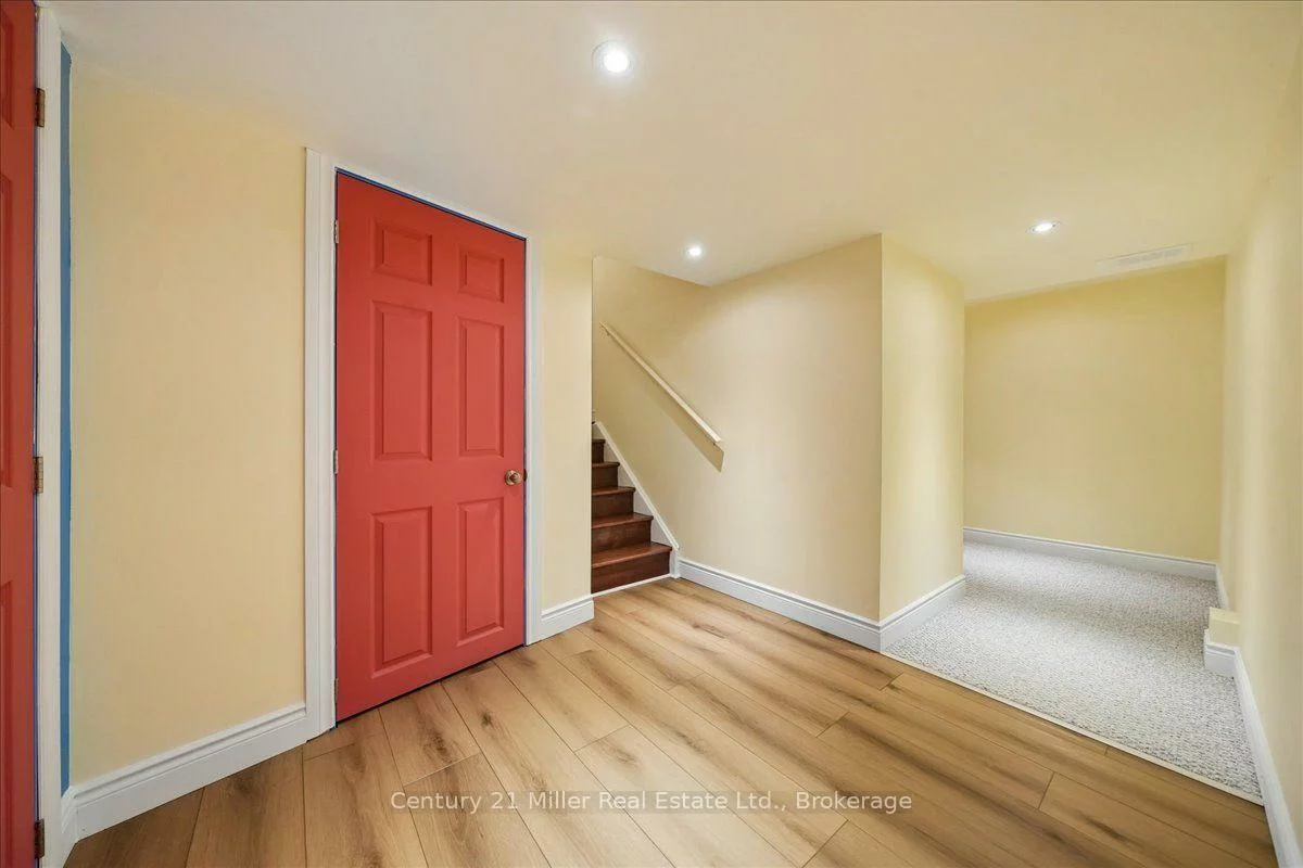 2350, Valleyridge, 1000 - BC Bronte Creek, Oakville