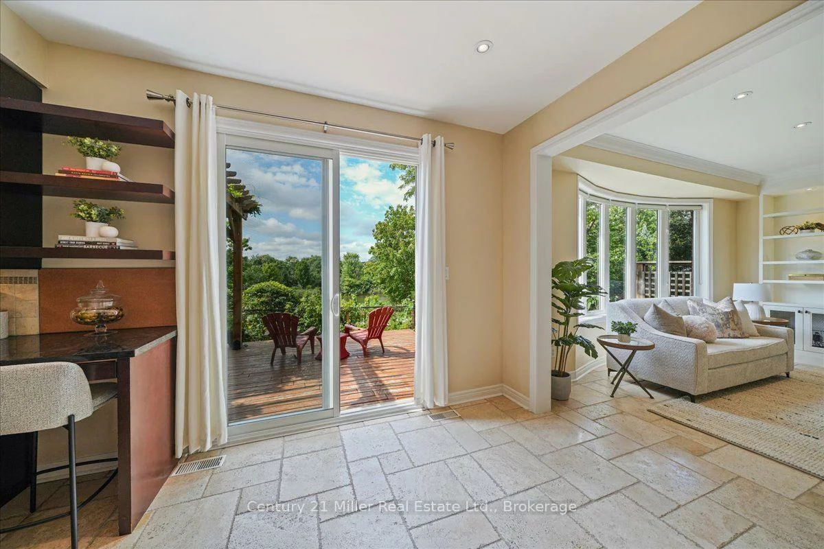 2350, Valleyridge, 1000 - BC Bronte Creek, Oakville