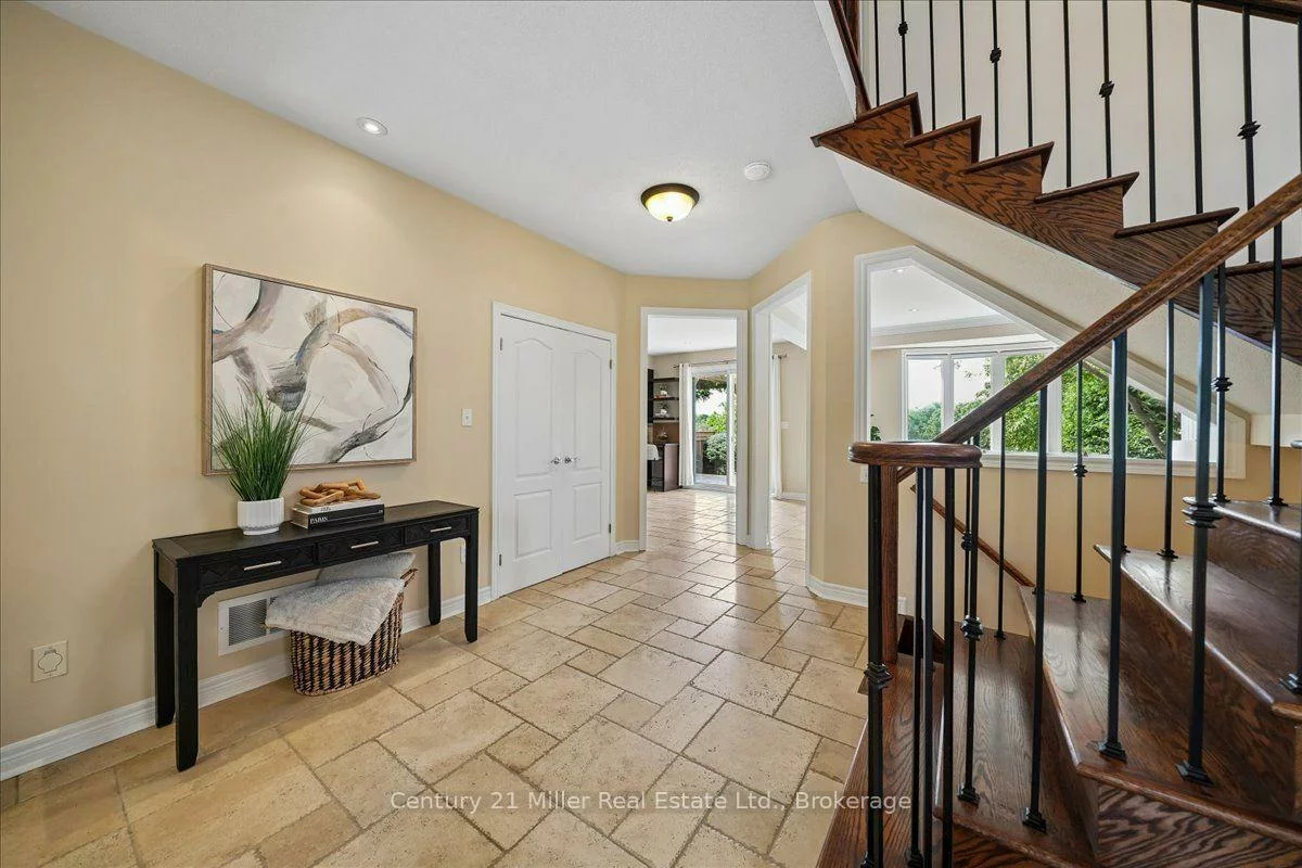 2350, Valleyridge, 1000 - BC Bronte Creek, Oakville