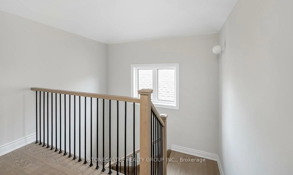1242, Anthonia, 1010 - JM Joshua Meadows, Oakville