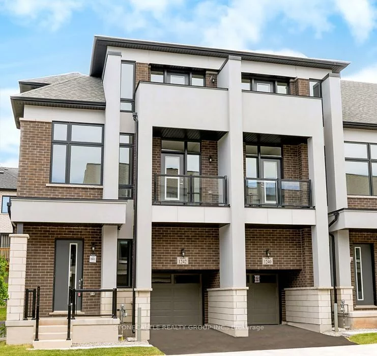 1242, Anthonia, 1010 - JM Joshua Meadows, Oakville
