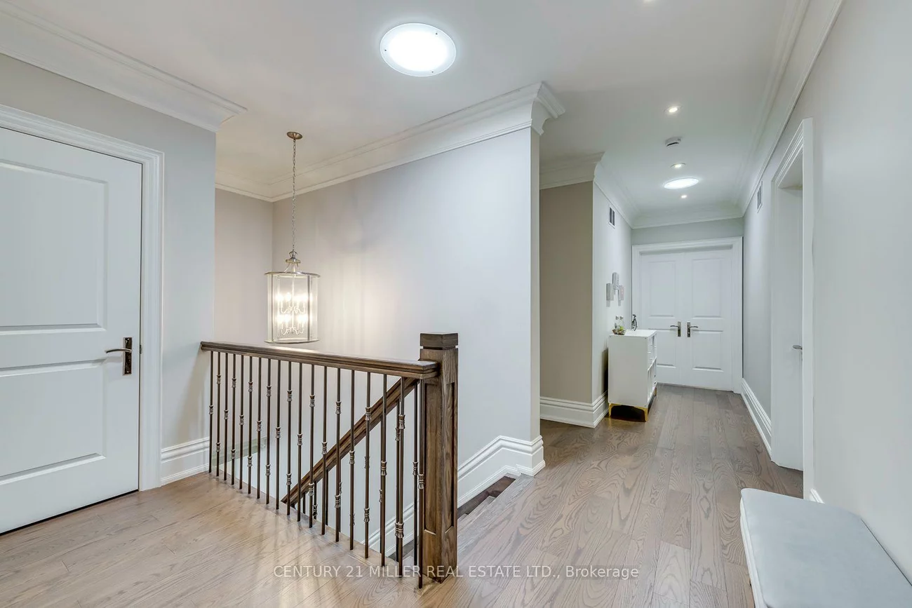 1399, WILLOWDOWN, 1017 - SW Southwest, Oakville