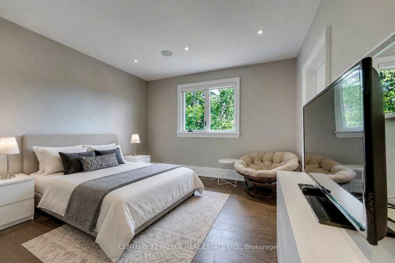 1399, WILLOWDOWN, 1017 - SW Southwest, Oakville