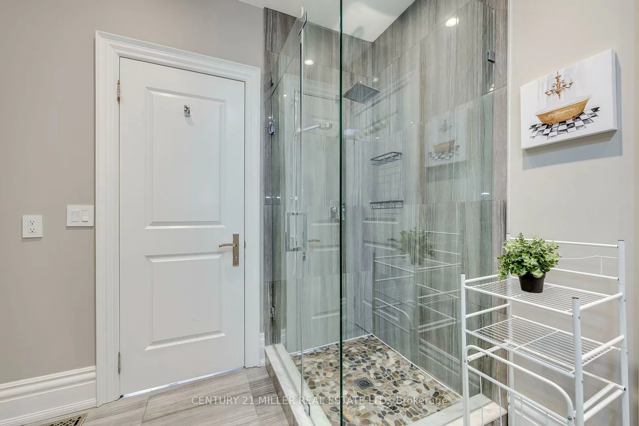 1399, WILLOWDOWN, 1017 - SW Southwest, Oakville