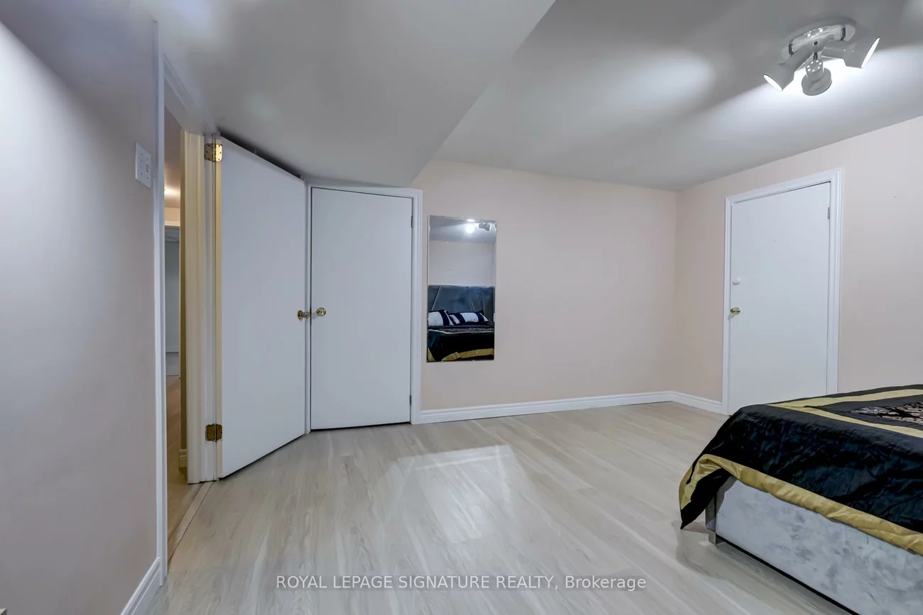 383, Maplehurst, 1001 - BR Bronte, Oakville