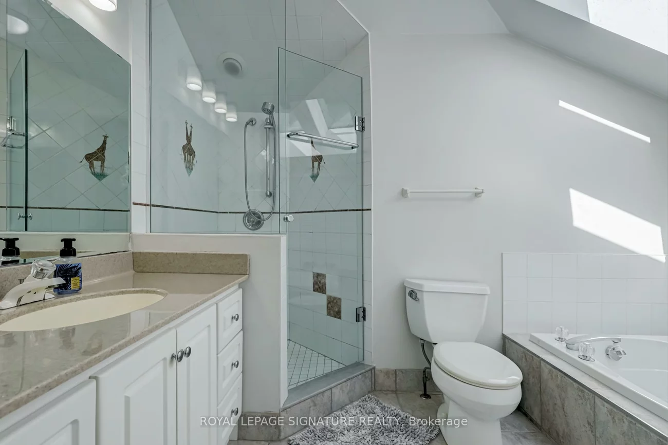 383, Maplehurst, 1001 - BR Bronte, Oakville