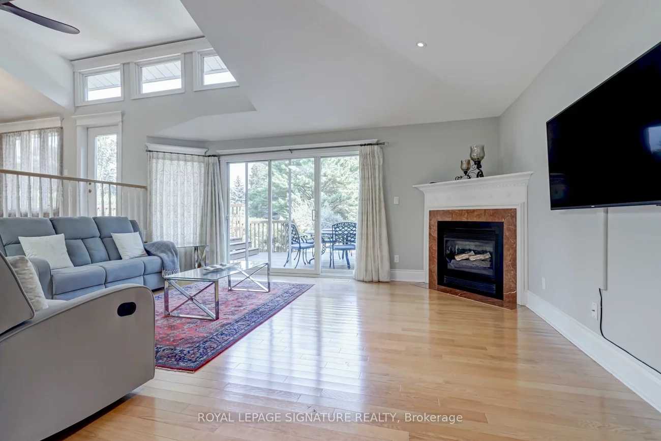 383, Maplehurst, 1001 - BR Bronte, Oakville