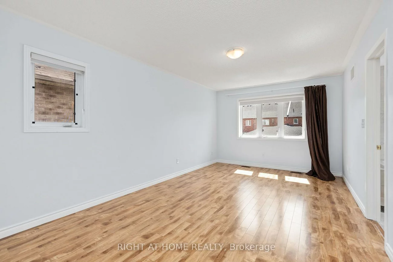 3128, Robert Brown, 1008 - GO Glenorchy, Oakville