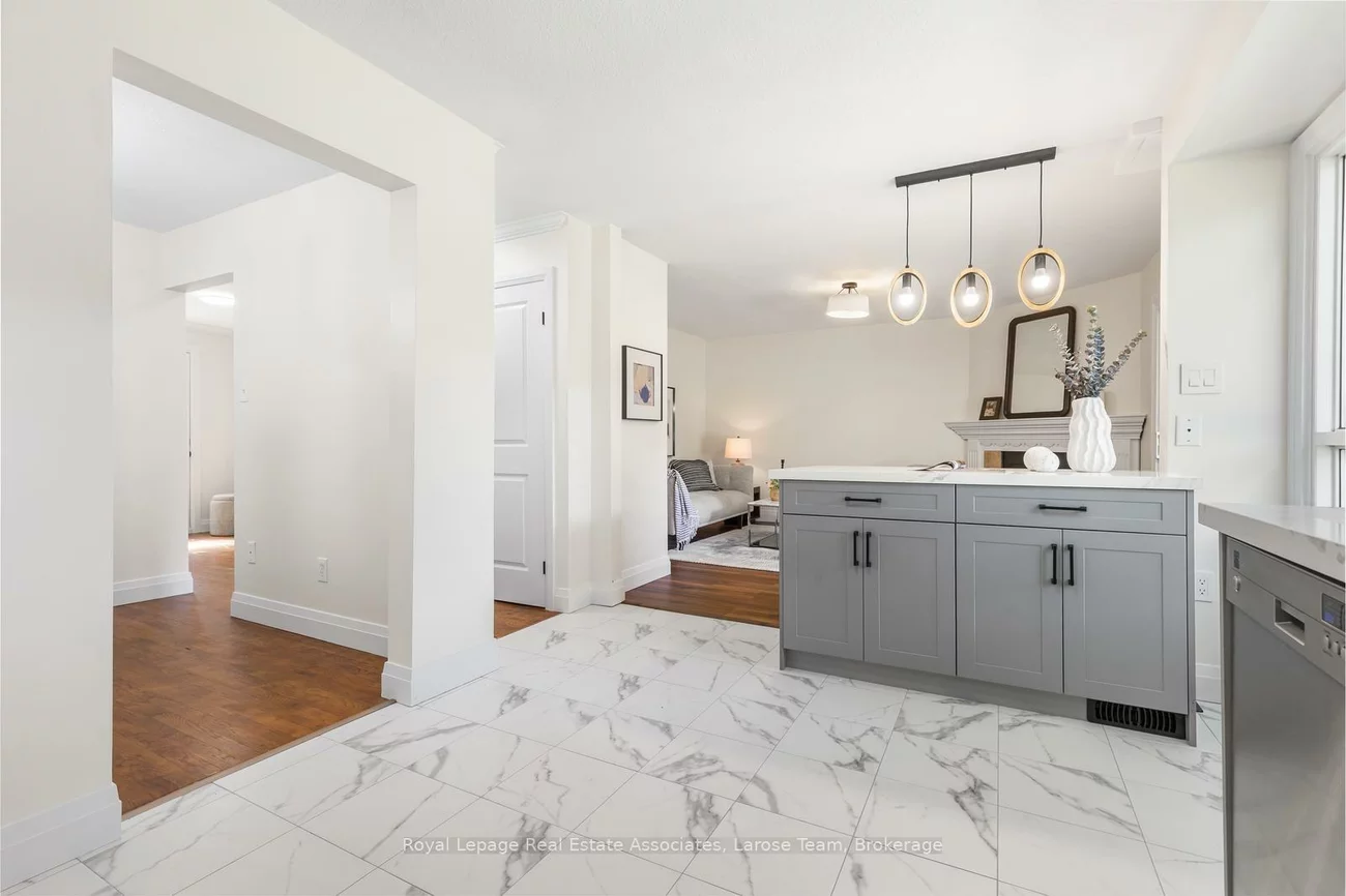 3243, Ulman, 1001 - BR Bronte, Oakville