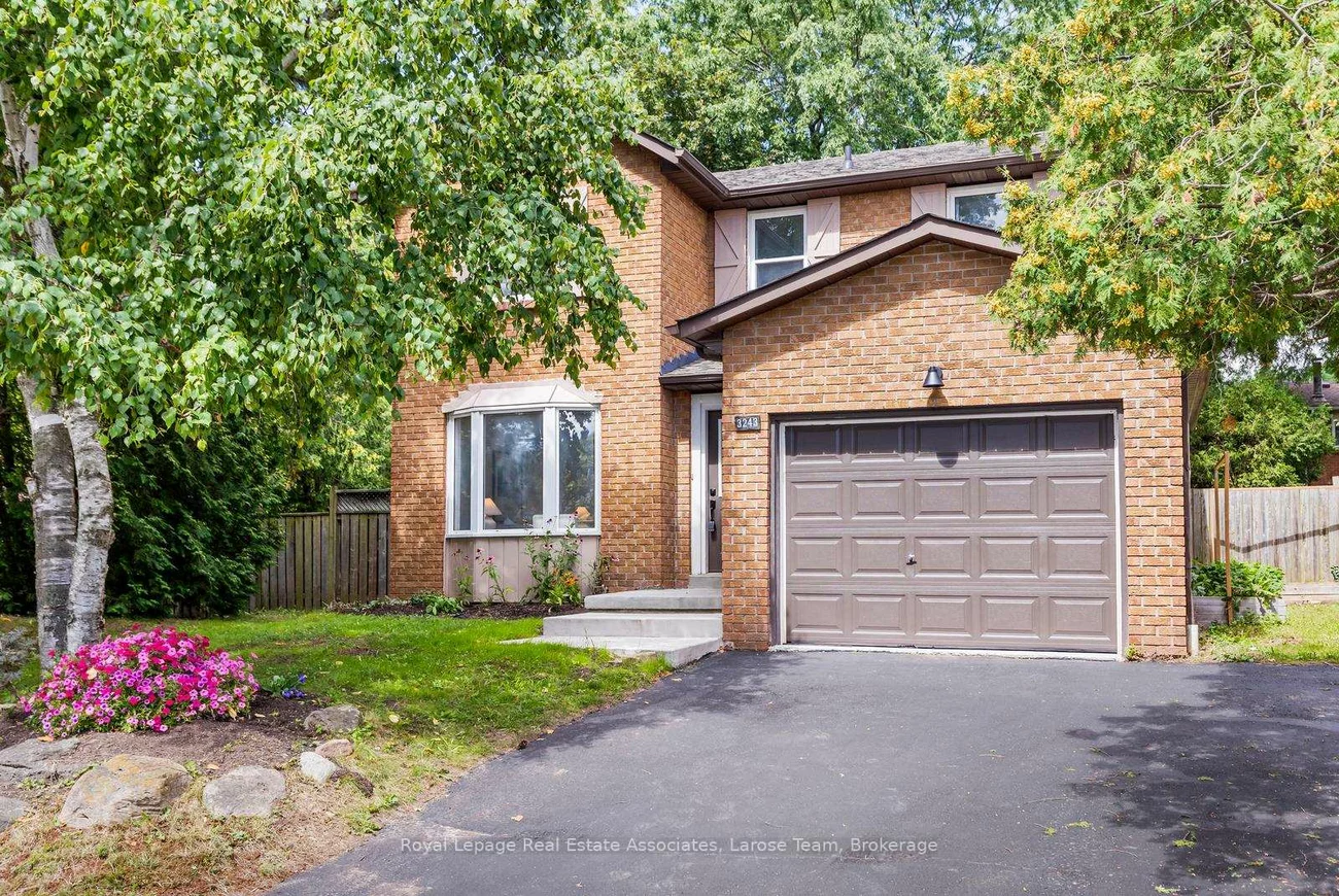 3243, Ulman, 1001 - BR Bronte, Oakville