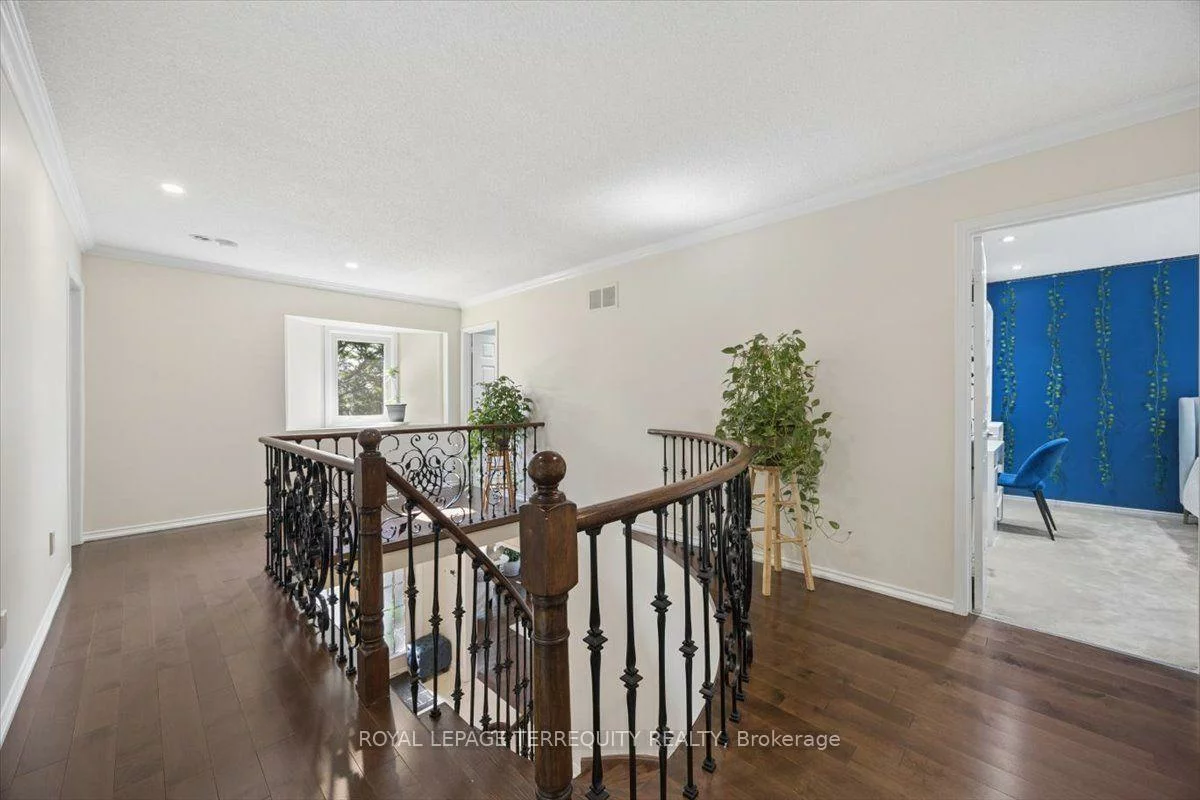 1207, Dogwood, 1004 - CV Clearview, Oakville