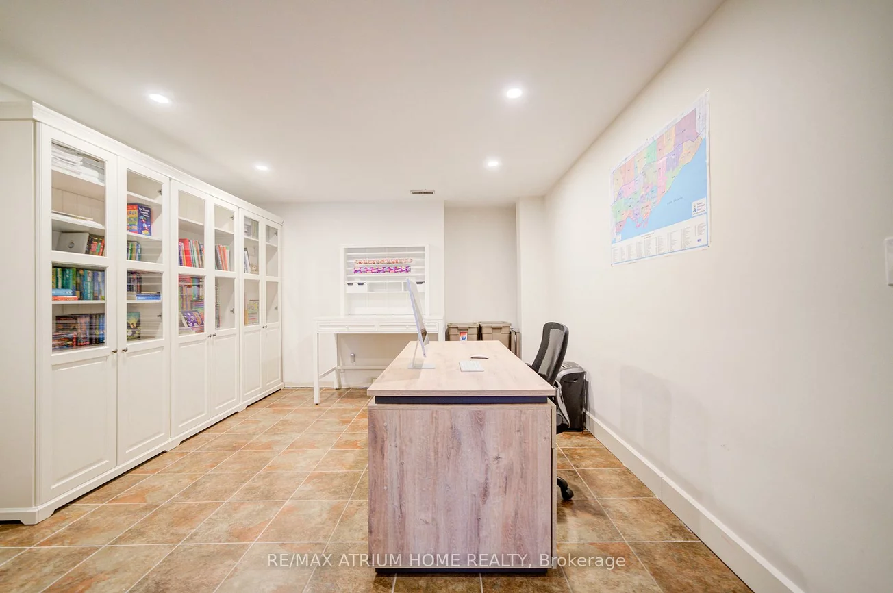 223, Trelawn, 1011 - MO Morrison, Oakville