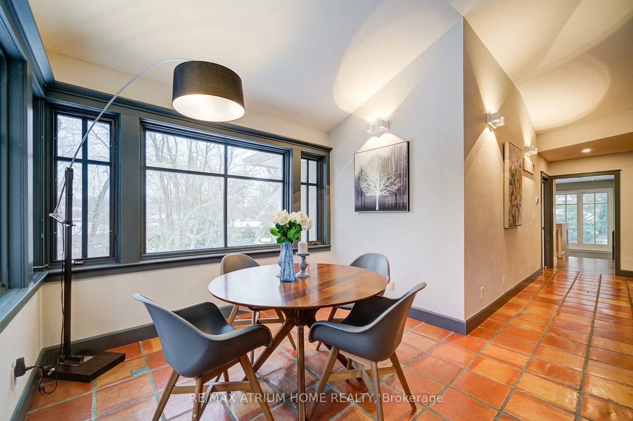 223, Trelawn, 1011 - MO Morrison, Oakville