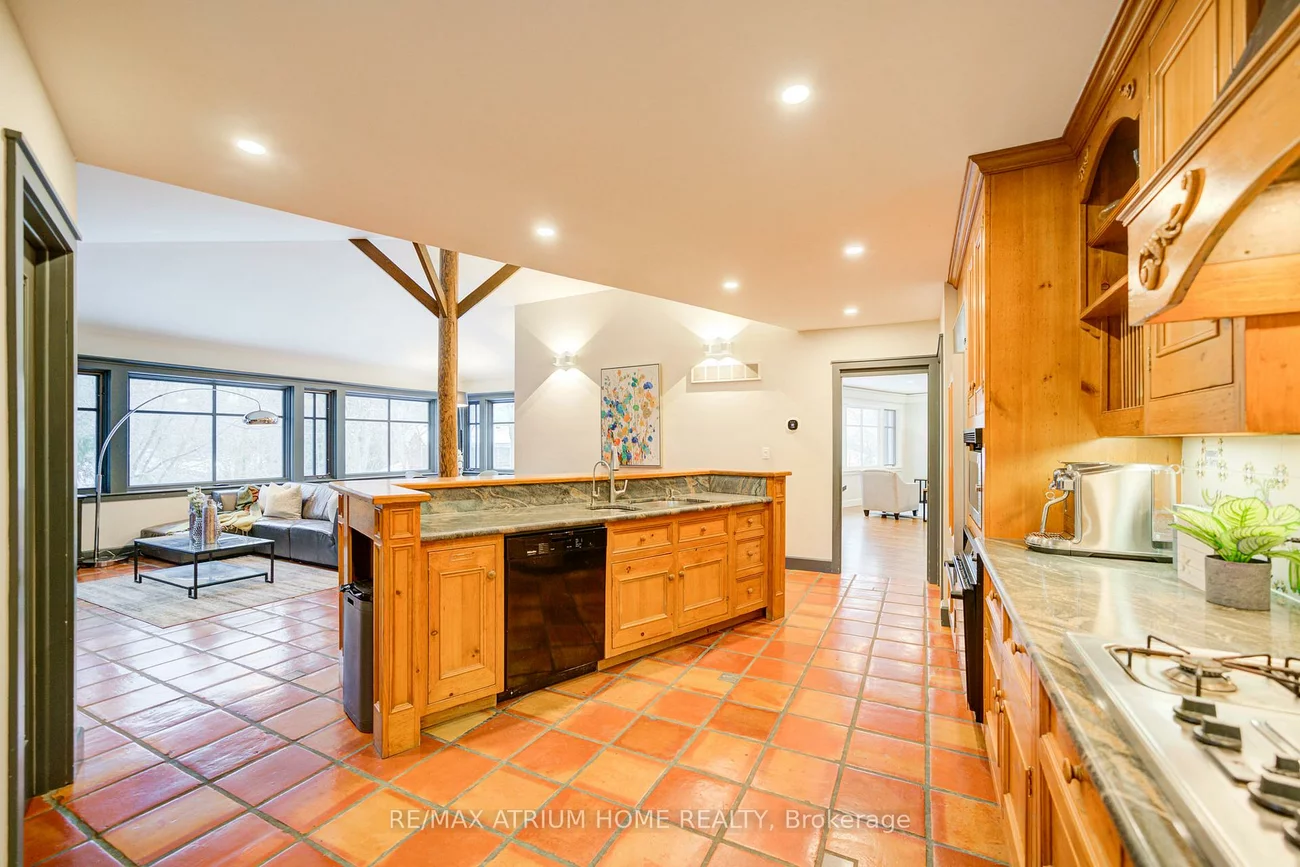 223, Trelawn, 1011 - MO Morrison, Oakville