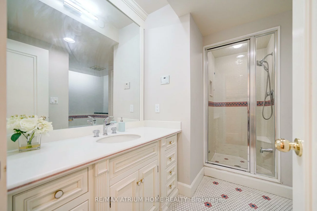223, Trelawn, 1011 - MO Morrison, Oakville