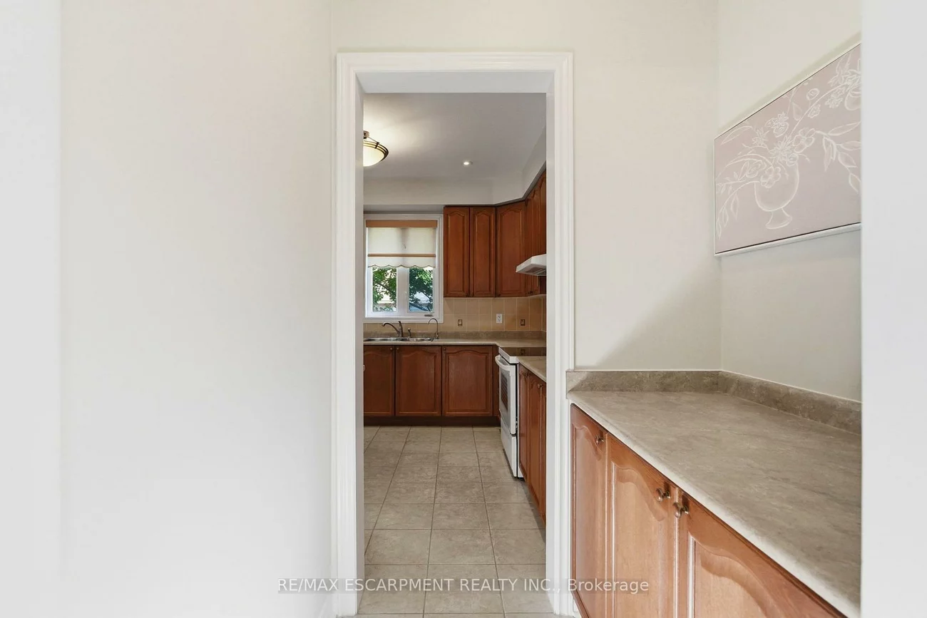 2241, Glazebrook, 1019 - WM Westmount, Oakville