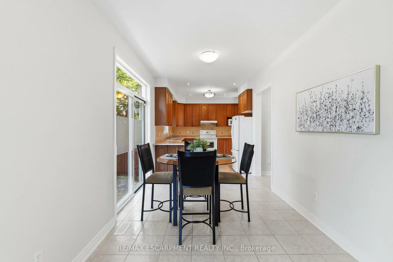 2241, Glazebrook, 1019 - WM Westmount, Oakville