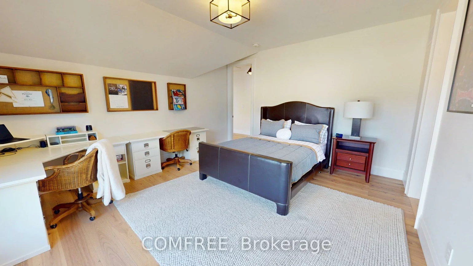 1114, TRUMAN, 1003 - CP College Park, Oakville