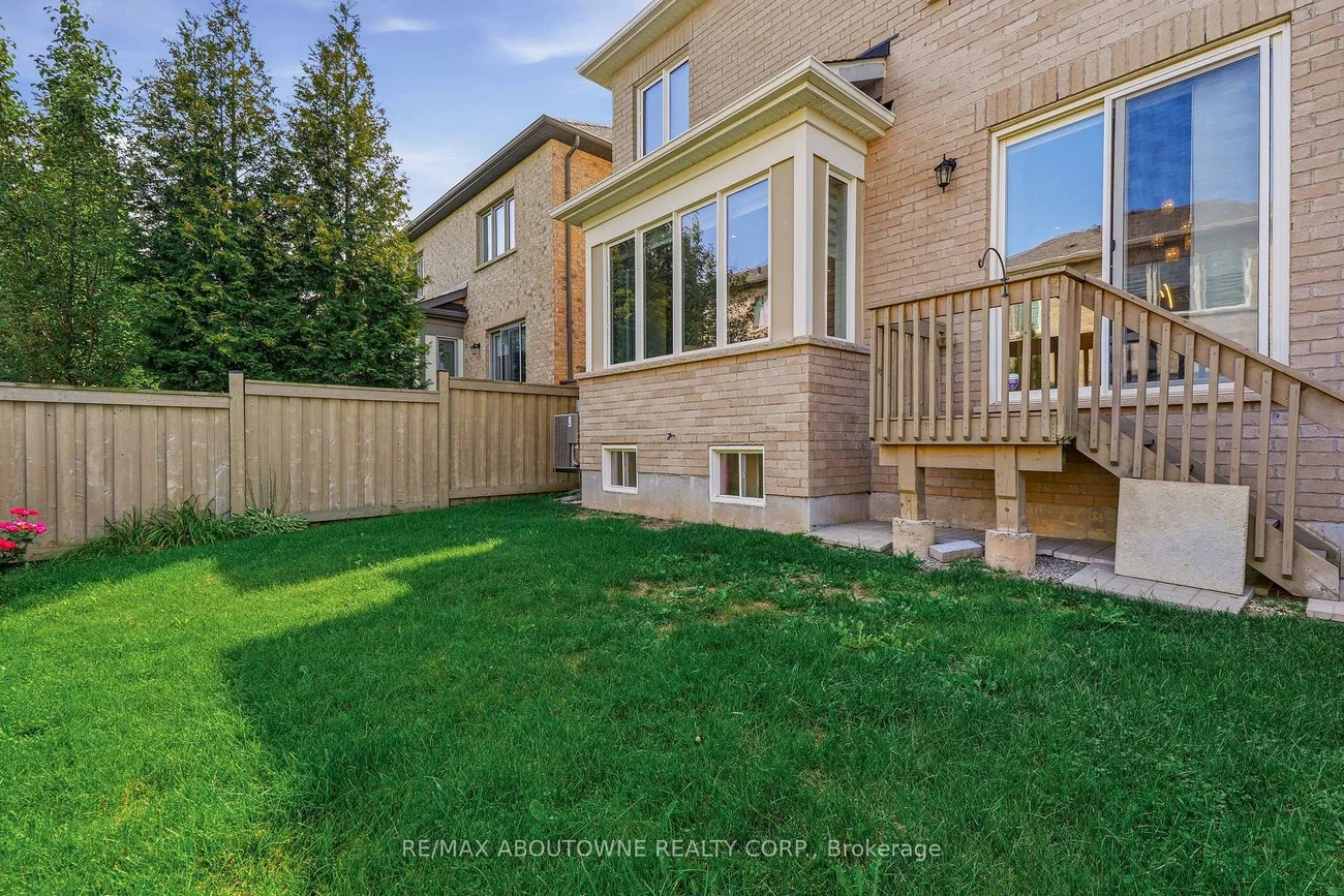 290, Wisteria, 1008 - GO Glenorchy, Oakville