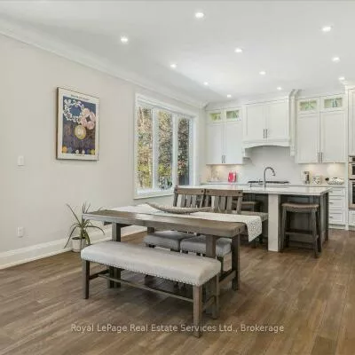 1211, Pinegrove, 1020 - WO West, Oakville