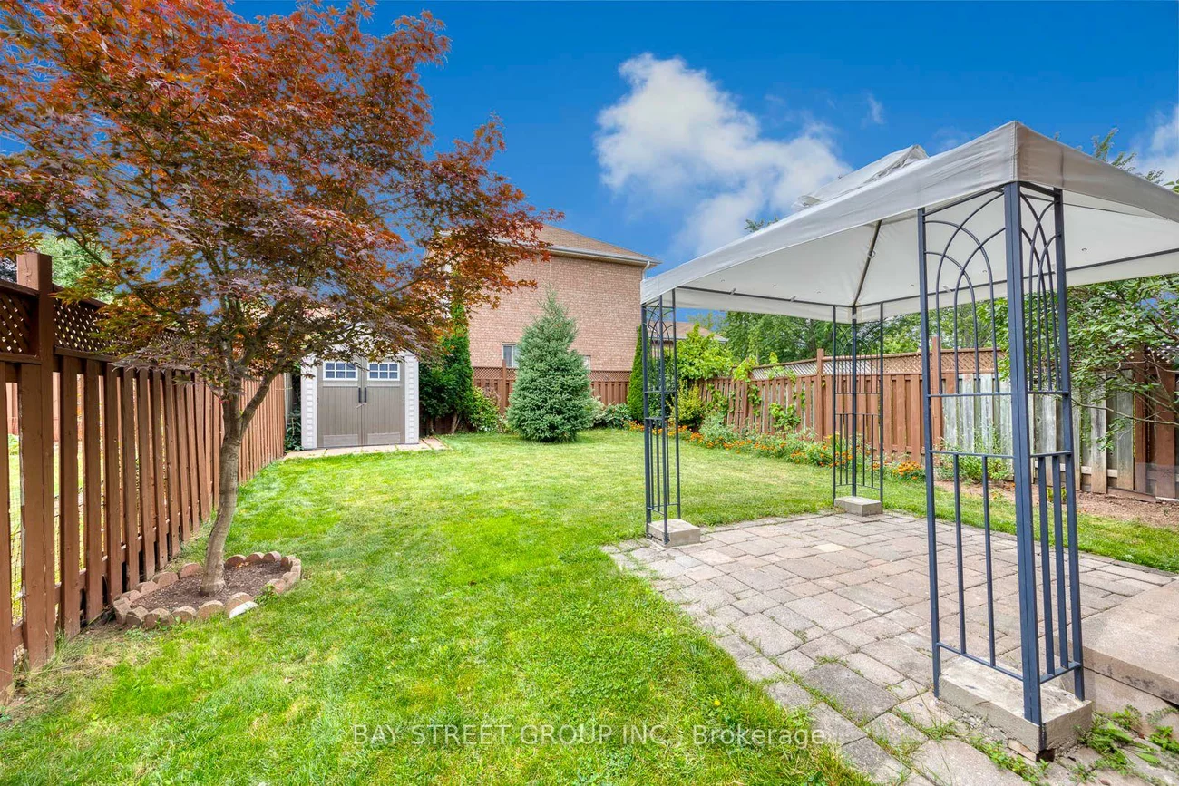 17, Inverhuron, 1015 - RO River Oaks, Oakville