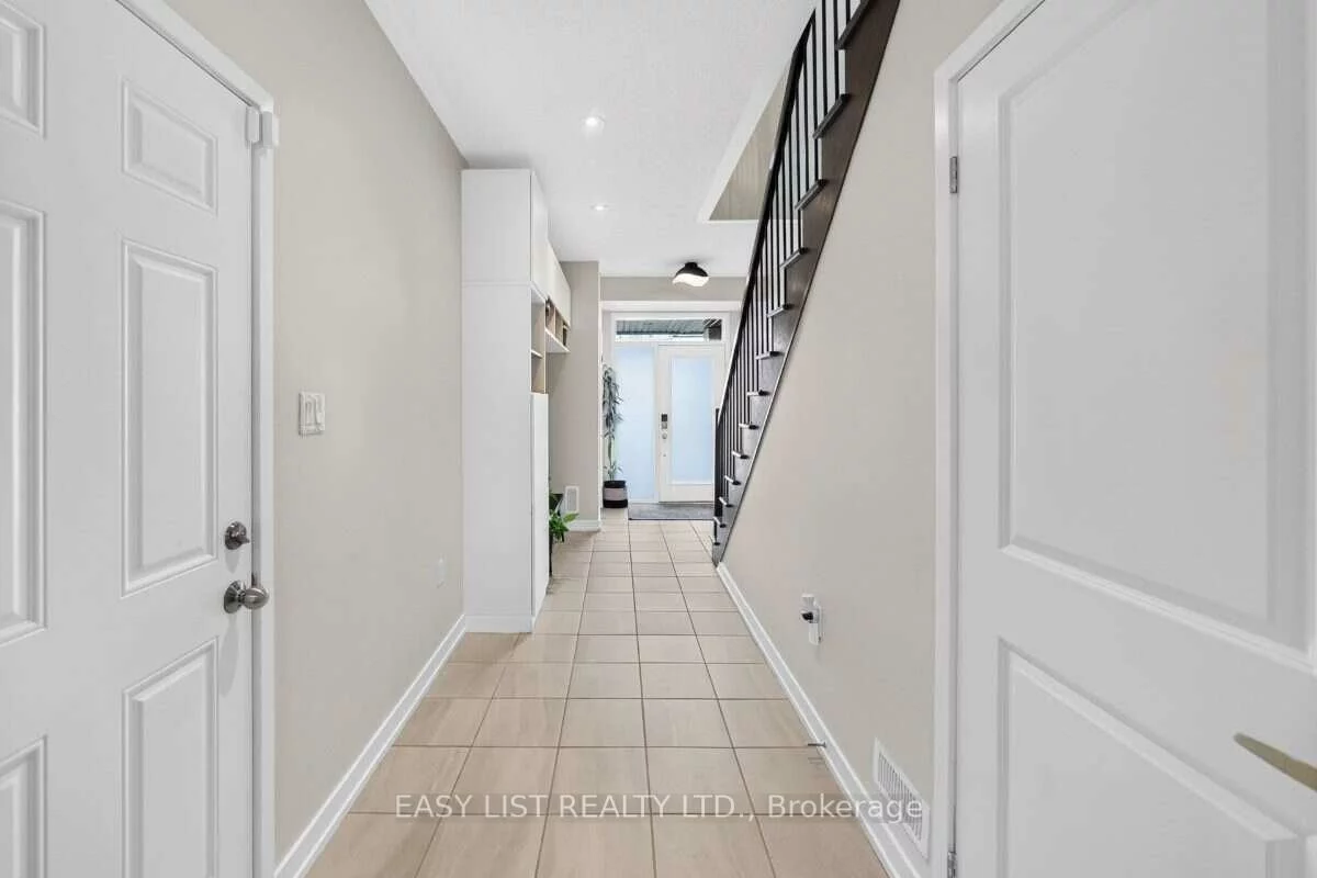 197, Fowley, 1008 - GO Glenorchy, Oakville