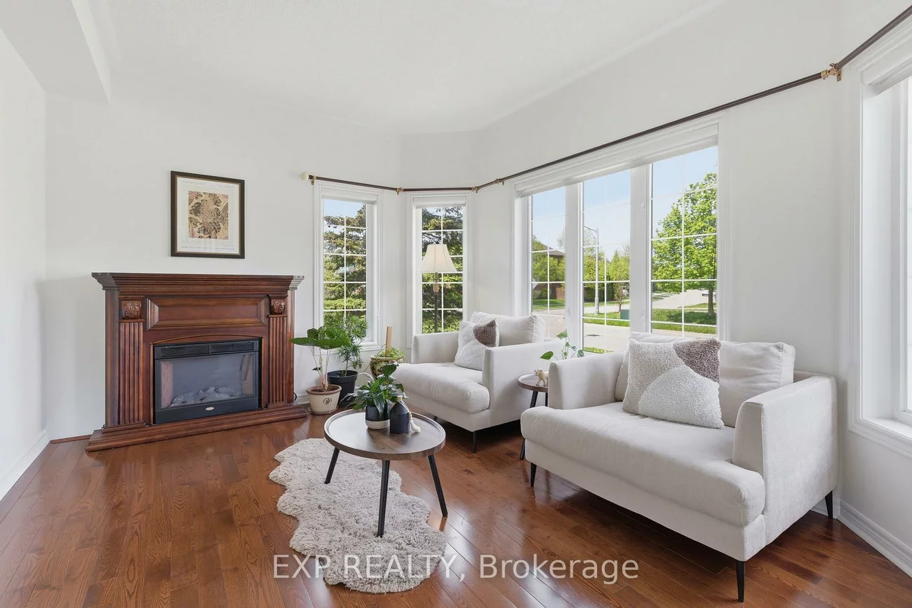 2137, Frontier, 1022 - WT West Oak Trails, Oakville