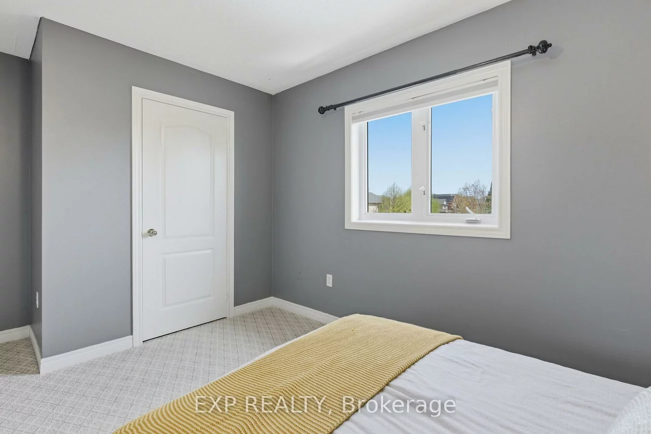 2137, Frontier, 1022 - WT West Oak Trails, Oakville
