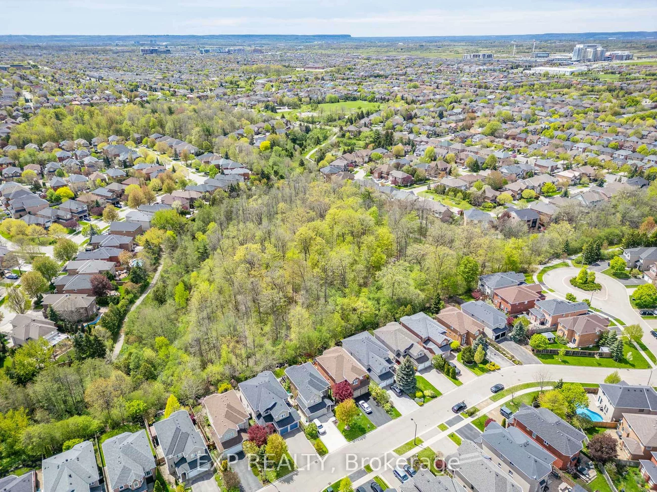 2137, Frontier, 1022 - WT West Oak Trails, Oakville