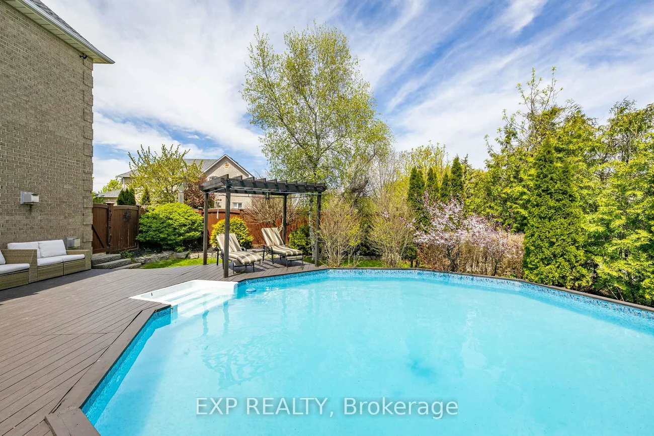 2137, Frontier, 1022 - WT West Oak Trails, Oakville