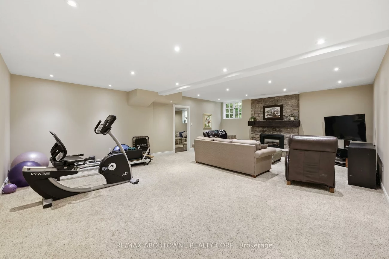 437, Cairncroft, 1011 - MO Morrison, Oakville
