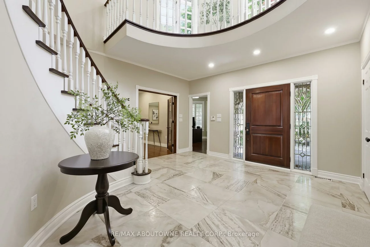 437, Cairncroft, 1011 - MO Morrison, Oakville
