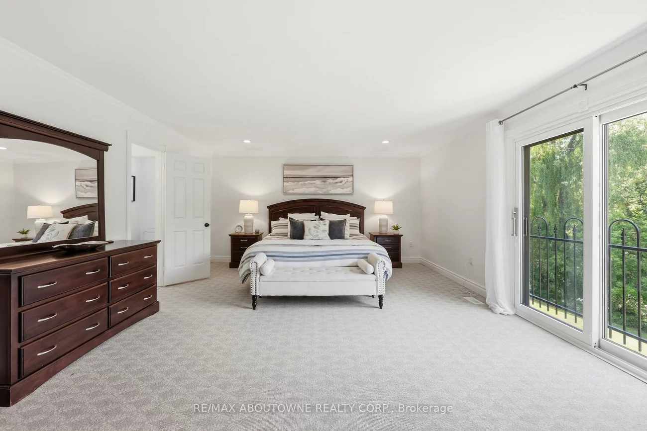 437, Cairncroft, 1011 - MO Morrison, Oakville