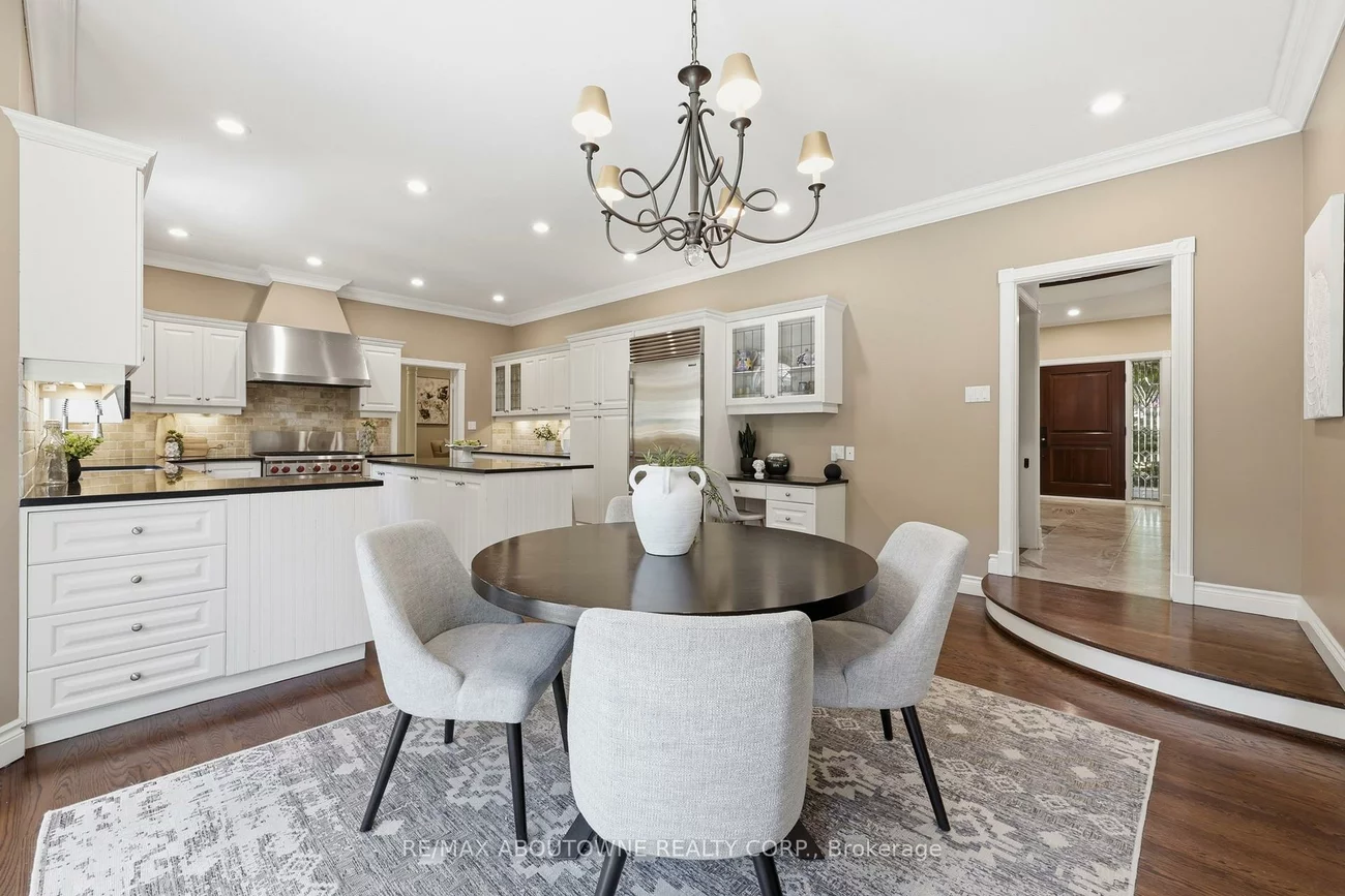 437, Cairncroft, 1011 - MO Morrison, Oakville