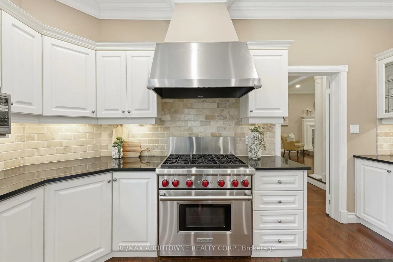 437, Cairncroft, 1011 - MO Morrison, Oakville